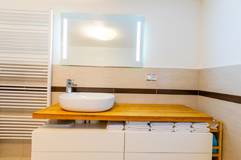 Koupelna - Prodej domu 144 m², Roudnice nad Labem