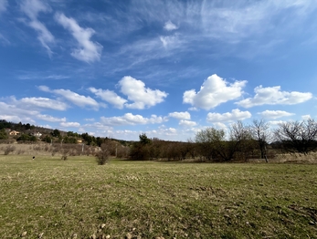 Prodej pozemku 1191 m², Olšany