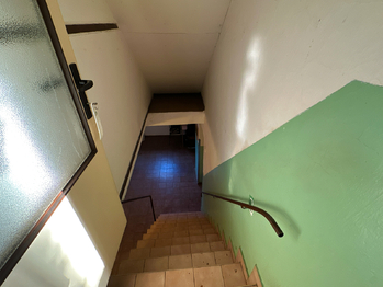 Prodej domu 350 m², Halže