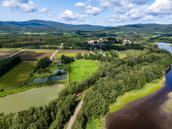 Prodej pozemku 9752 m², Nová Pec