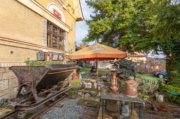 Prodej domu 210 m², Praha 5 - Smíchov