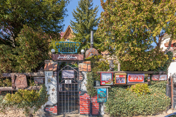 Prodej domu 210 m², Praha 5 - Smíchov