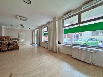 Prodej obchodních prostor 208 m², Hluboká nad Vltavou