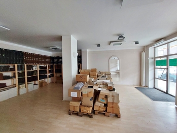 Prodej obchodních prostor 208 m², Hluboká nad Vltavou