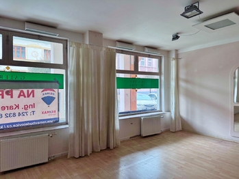 Prodej obchodních prostor 208 m², Hluboká nad Vltavou