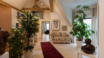 Galerie - Prodej domu 328 m², Praha 9 - Horní Počernice