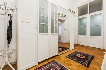 Pronájem bytu 4+1 v osobním vlastnictví 180 m², Praha 2 - Nové Město