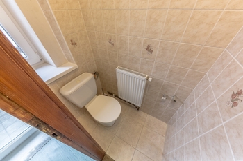 WC - Prodej bytu 3+1 v osobním vlastnictví 107 m², Praha 4 - Nusle