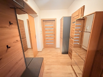 Prodej bytu 2+kk v osobním vlastnictví 76 m², Mariánské Lázně