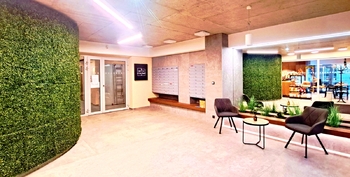 Vstupní vestibul - Pronájem bytu 1+kk v osobním vlastnictví 8000 m², Zlín