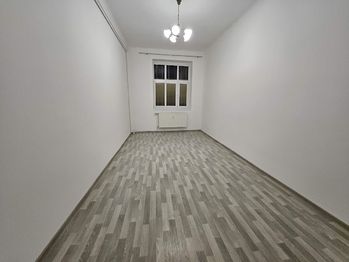 Pronájem bytu 1+1 v osobním vlastnictví 32 m², Brno