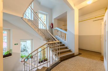 Pronájem bytu 2+kk v osobním vlastnictví 46 m², Praha 6 - Břevnov