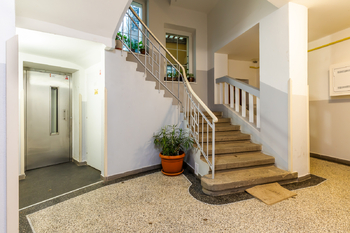 Pronájem bytu 2+kk v osobním vlastnictví 46 m², Praha 6 - Břevnov