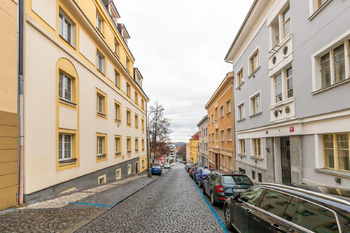 Pronájem bytu 2+kk v osobním vlastnictví 46 m², Praha 6 - Břevnov