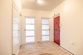 Pronájem bytu 2+1 v osobním vlastnictví 64 m², Praha 4 - Braník