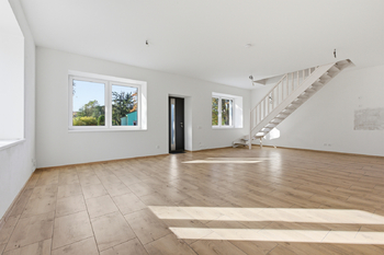 Prodej domu 156 m², Pozdeň