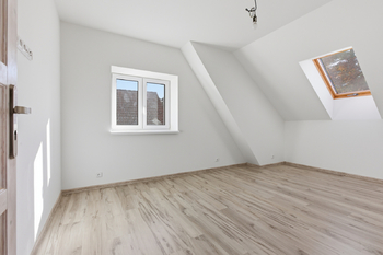 Prodej domu 156 m², Pozdeň