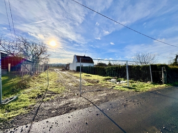 Prodej pozemku 1382 m², Žatec