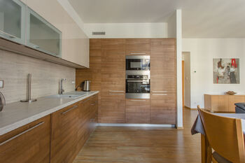 kuchyňský kout - Pronájem bytu 3+kk v osobním vlastnictví 102 m², Brno