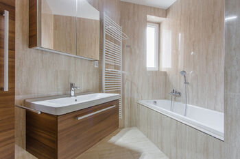 koupelna - Pronájem bytu 3+kk v osobním vlastnictví 102 m², Brno