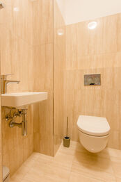 WC - Pronájem bytu 3+kk v osobním vlastnictví 102 m², Brno