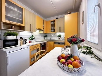 Kuchyně - Prodej bytu 4+1 v osobním vlastnictví 88 m², České Budějovice 