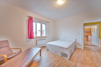 Pronájem bytu 1+1 v osobním vlastnictví 51 m², Aš