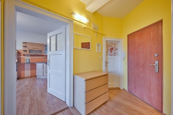 Pronájem bytu 1+1 v osobním vlastnictví 51 m², Aš