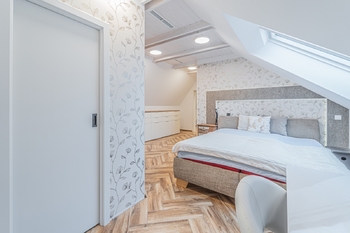 Prodej domu 280 m², Ondřejov