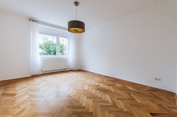 Pronájem bytu 2+1 v osobním vlastnictví 49 m², Praha 4 - Podolí