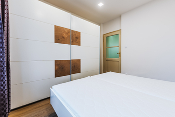 Pronájem bytu 2+1 v osobním vlastnictví 49 m², Praha 4 - Podolí