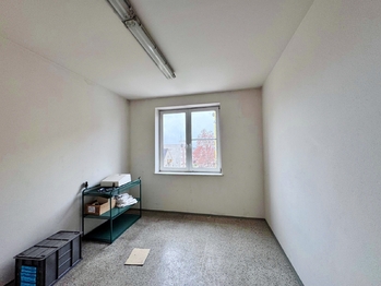 Prodej obchodních prostor 225 m², Hluboká nad Vltavou