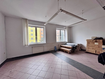 Prodej obchodních prostor 225 m², Hluboká nad Vltavou