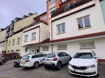 Prodej obchodních prostor 225 m², Hluboká nad Vltavou