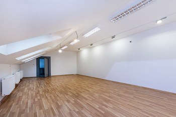 Prodej kancelářských prostor 146 m², Praha 10 - Vršovice