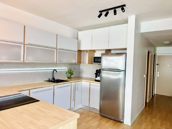 Prodej bytu 2+kk v osobním vlastnictví 2110 m², Praha 10 - Uhříněves