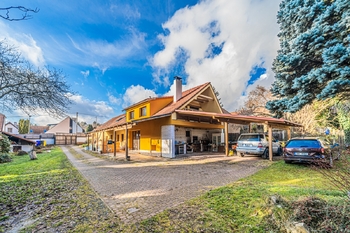 Prodej pozemku 3453 m², Ondřejov