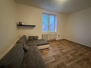 Pronájem bytu 1+1 v osobním vlastnictví 55 m², Břeclav