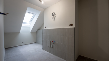 Koupelna 10,84 m2 - Prodej bytu 4+kk v osobním vlastnictví 237 m², České Budějovice