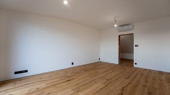 Pokoj 21,51 m2 - Prodej bytu 4+kk v osobním vlastnictví 237 m², České Budějovice