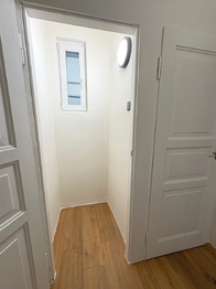 Komora - Pronájem bytu 2+1 v osobním vlastnictví 54 m², Praha 8 - Libeň