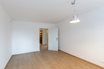 Pronájem bytu 6 a více v osobním vlastnictví 220 m², Praha 8 - Kobylisy