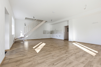 Prodej bytu atypický v osobním vlastnictví 156 m², Pozdeň