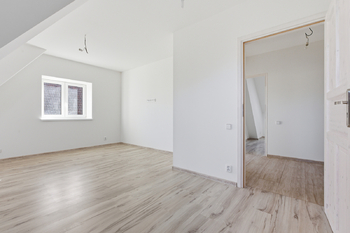 Prodej bytu atypický v osobním vlastnictví 156 m², Pozdeň