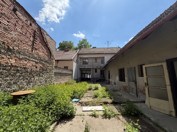 Prodej domu 180 m², Lipov