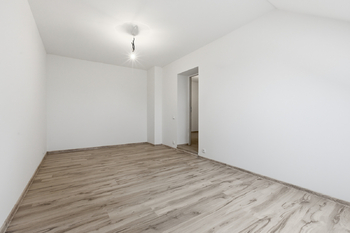 Prodej bytu atypický v osobním vlastnictví 208 m², Pozdeň