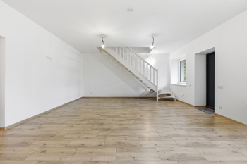 Prodej bytu atypický v osobním vlastnictví 157 m², Pozdeň