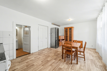 Pronájem domu 61 m², Škvorec