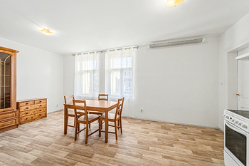 Pronájem domu 61 m², Škvorec