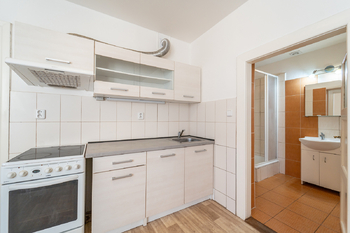 Pronájem domu 61 m², Škvorec